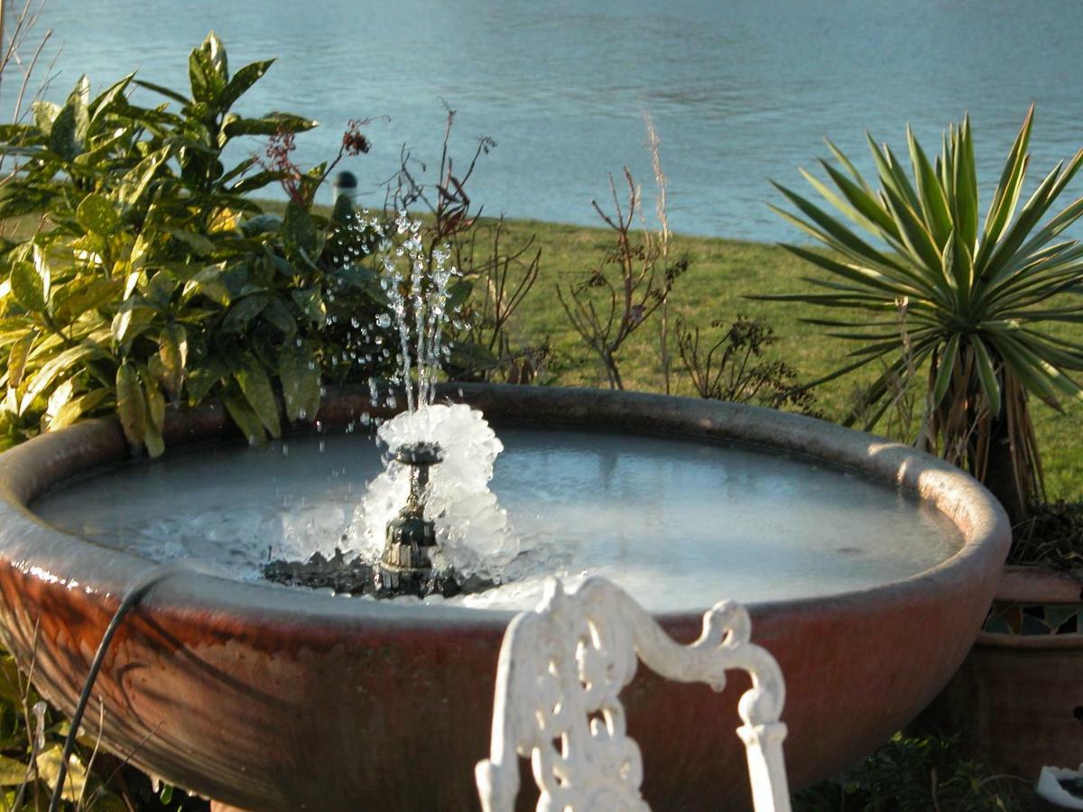 Chiswick Riviera With Free Parking Bed and Breakfast London Eksteriør billede
